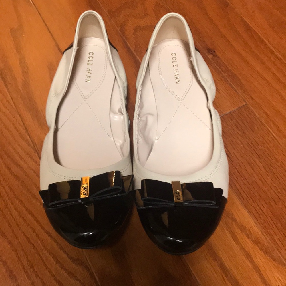 Cole Haan Elise Bow Ballet Flat EUC